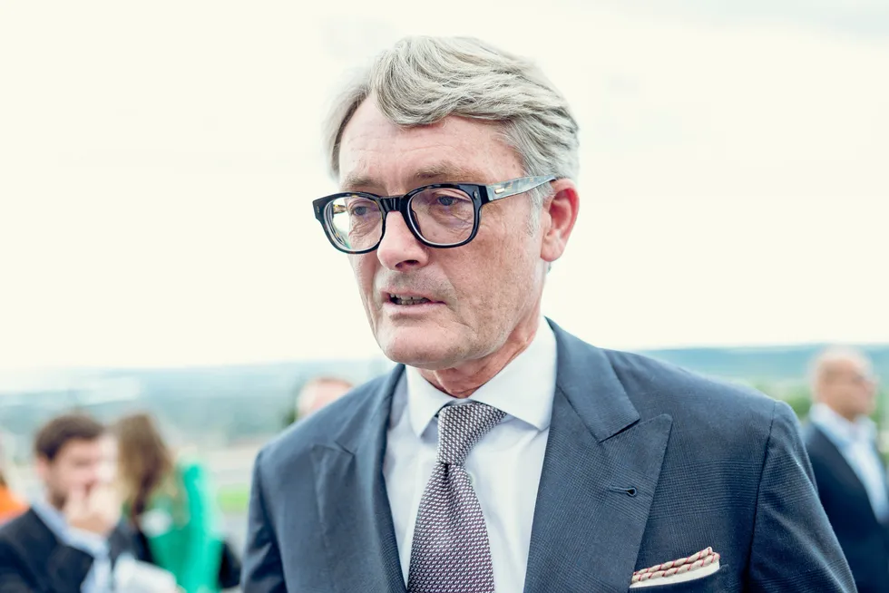Konsernsjef Øyvind Eriksen erkjenner at Aker satset for tidlig på det grønne skiftet.