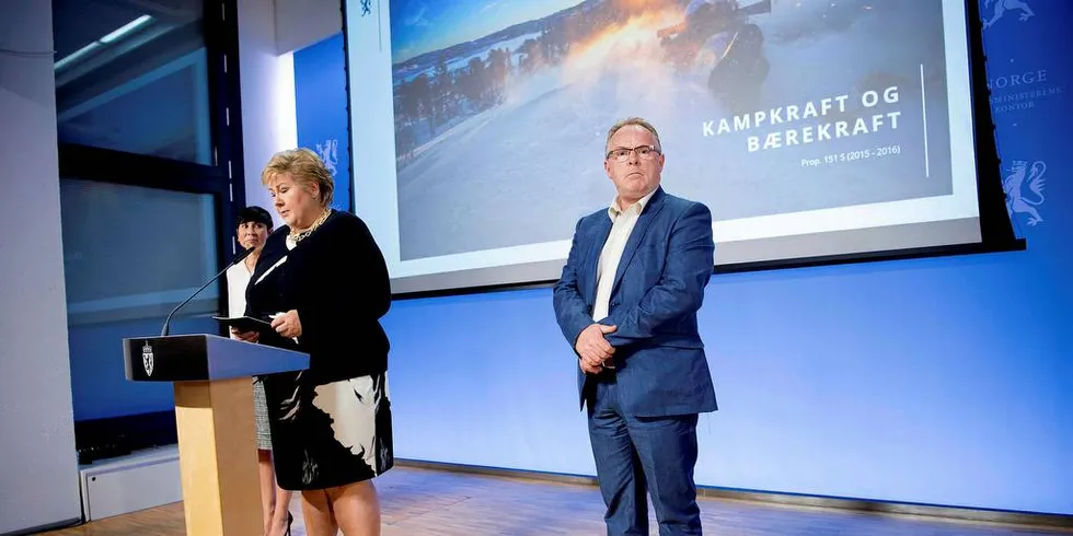 Statsminister Erna Solberg drøyer med å kommentere Per Sandbergs ferietur til Iran.Foto: Mikaela Berg
