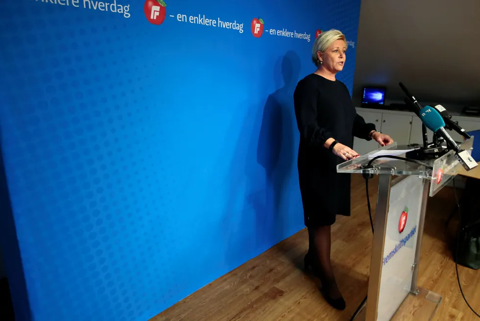 Frp-leder Siv Jensen vil forankre regjeringssamarbeid med KrF i eget parti.
