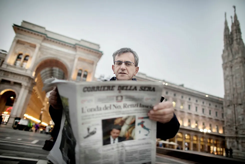 Carlo Giorgetti (56) fra Milano synes det er verdt å forsøke populistpartiet Femstjernersbevegelsen etter Matteo Renzis avgang mandag. Foto: Linda Næsfeldt