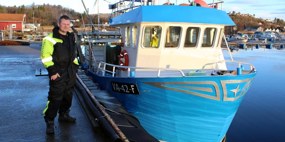 – Det er viktig å få gode priser for rekene hele året, sier rekefisker John Vidar Løvik Larsen på «Sienna» fra Hidra i Flekkefjord.