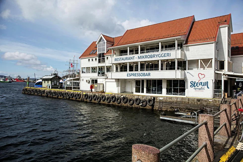Restauranthuset Zachariasbryggen i Bergen har vært bakteppet for en serie med krangler og rettssaker de siste ti årene. Foto: Eivind Senneset