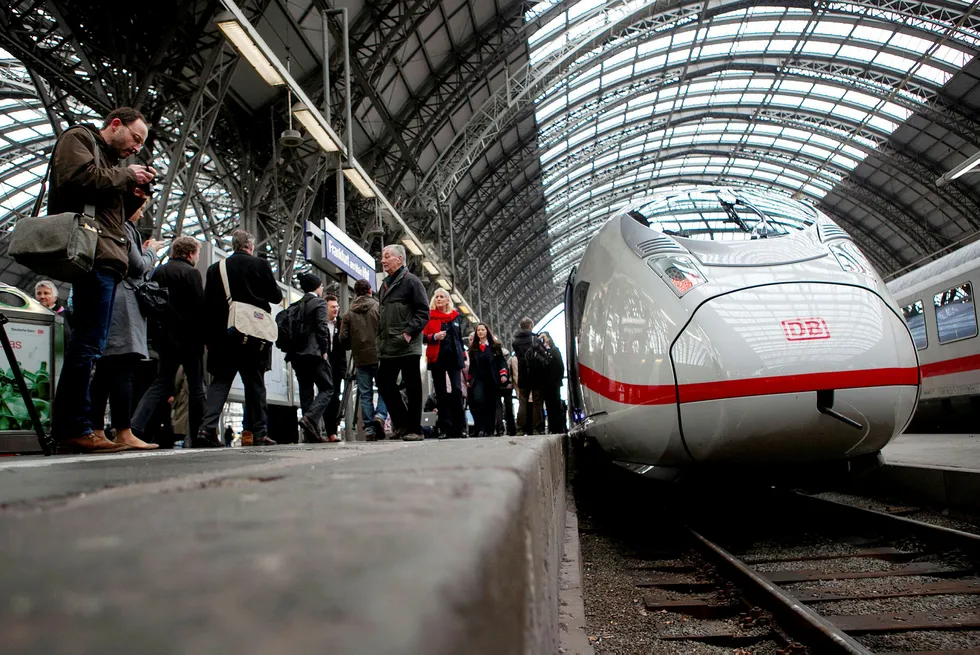 Europakommisjonen stoppet nylig fusjonen mellom tyske Siemens og franske Alstom, selskaper i markedet for tog og signalsystemer.