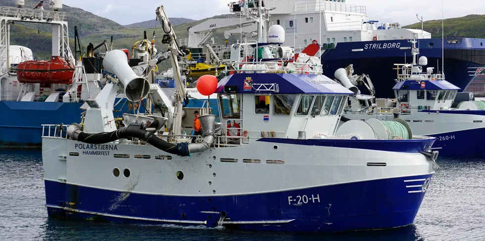 En torskefangst levert av «Polarstjerna» fra Hammerfest, blir nå mat for tingretten.