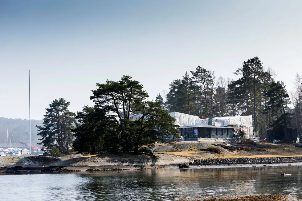 Frederik Selvaags hyttebygging på Tjøme mangler korrekt godkjennelse og tillatelse. Foto: Gunnar Lier