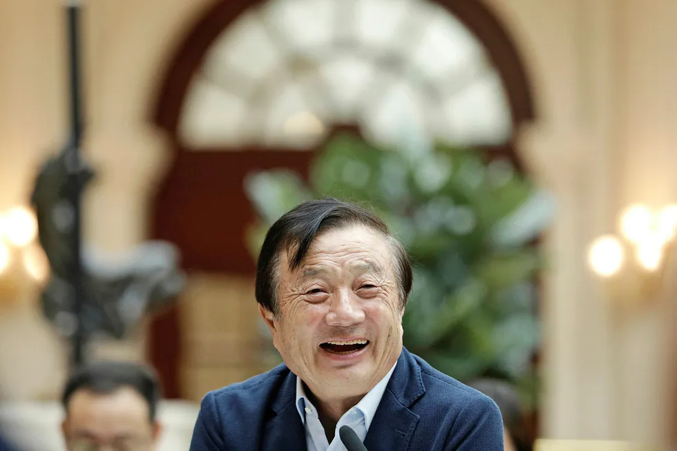 At Huawei-grunnlegger Ren Zhengfei nylig gikk ut og understreket at han absolutt ville avvise enhver forespørsel fra kinesiske myndigheter om å gi fra seg data fra kunder, sier mye om hvor avgjørende dette er for Huawei. Ren Zhengfei har knapt gitt et intervju de siste 30 årene.
