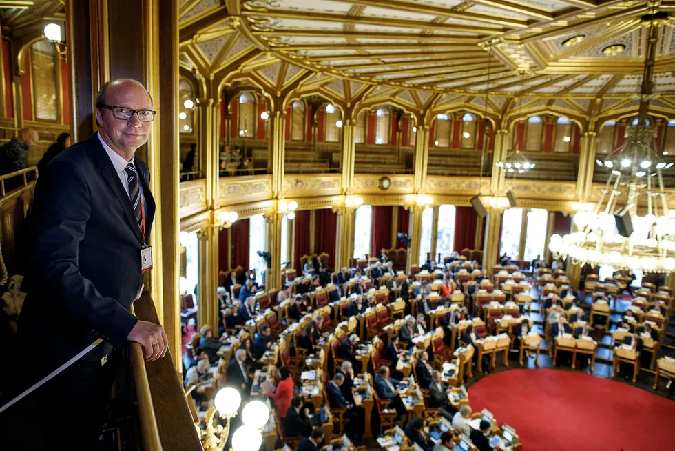 Nordisk råd har denne uken hatt møter på Stortinget. Ketil Kjenseth (V) håper begge forsamlinger vil tørre å tenke større om energipolitikken.