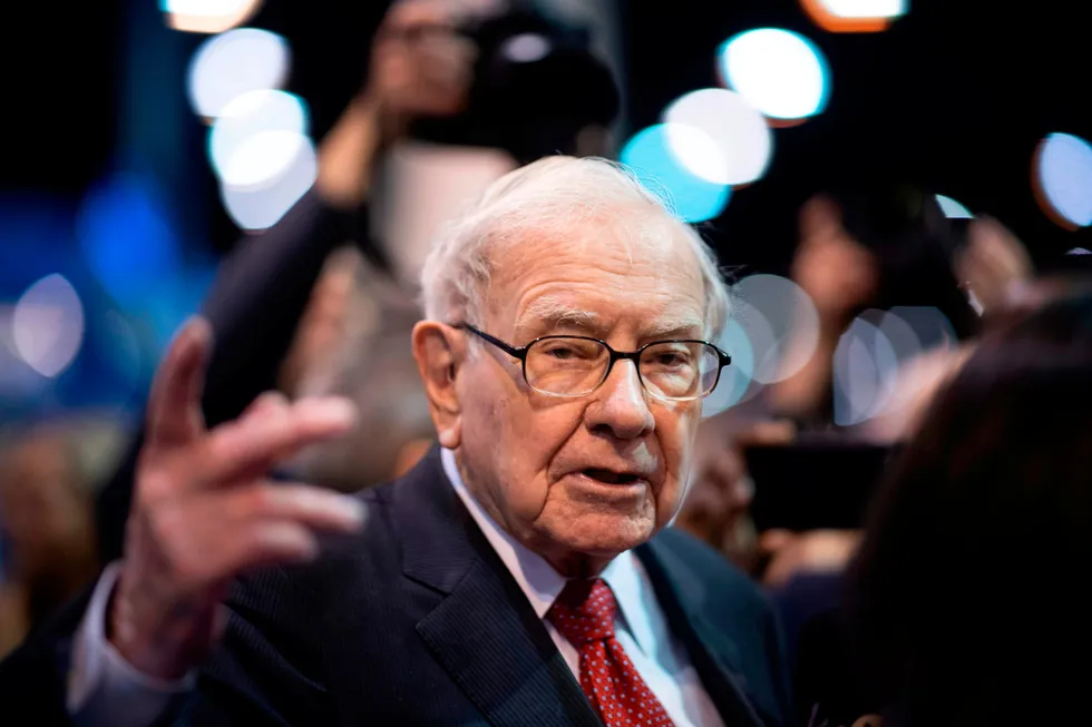 Investoren Warren Buffett, som leder det amerikanske investeringsselskapet Berkshire Hathaway, er kjent for å tilbringe det meste av tiden i hjembyen Omaha i Nebraska. Den siste uken har han vært i Japan – for andre gang i sitt liv.
