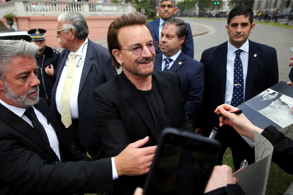 Paul Hewson, bedre kjente som Bono og vokalist i U2, skal ha investert i et selskap på Malta. Foto: Marcos Brindicci/Reuters/NTB Scanpix