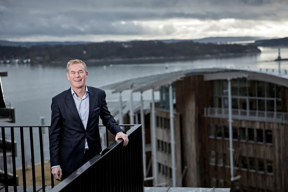 Handelsbanken Norge-sjef Dag Tjernsmo mener store, nordiske banker er åpne som vanlig under koronakrisen.