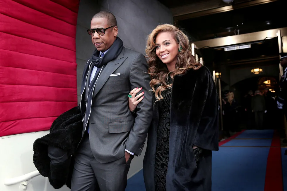 Rapperen Shawn Carter, bedre kjent som Jay Z, eier strømmetjenesten Tidal. Han er gift med sangeren Beyoncé Knowles-Carter.