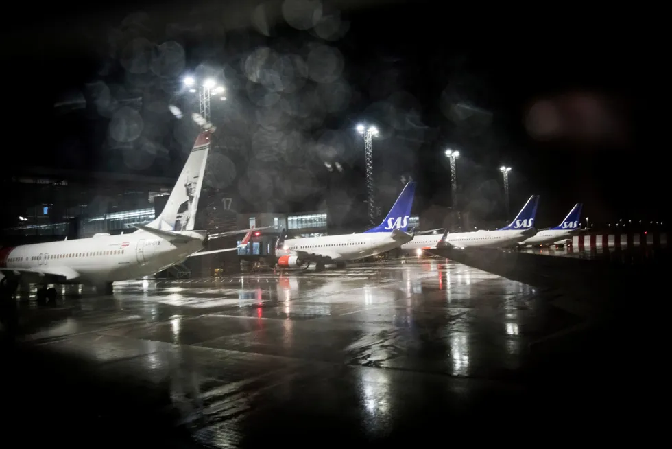 SAS har aldri flydd med så mange ledige seter om bord som i vinter. Det er ventet at situasjonen normaliseres frem mot sommeren. Her fra Bergen lufthavn.