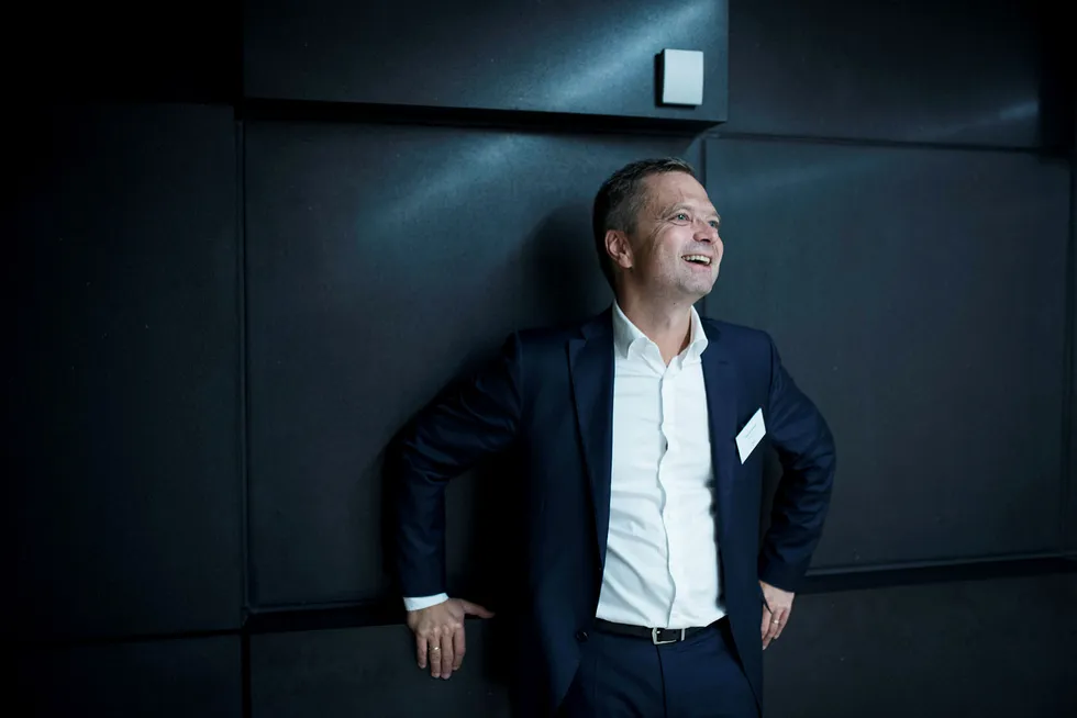 Investor og Kværner-aksjonær Harald Espedal er positiv til sammenslåingen av Aker Solutions og Kværner.