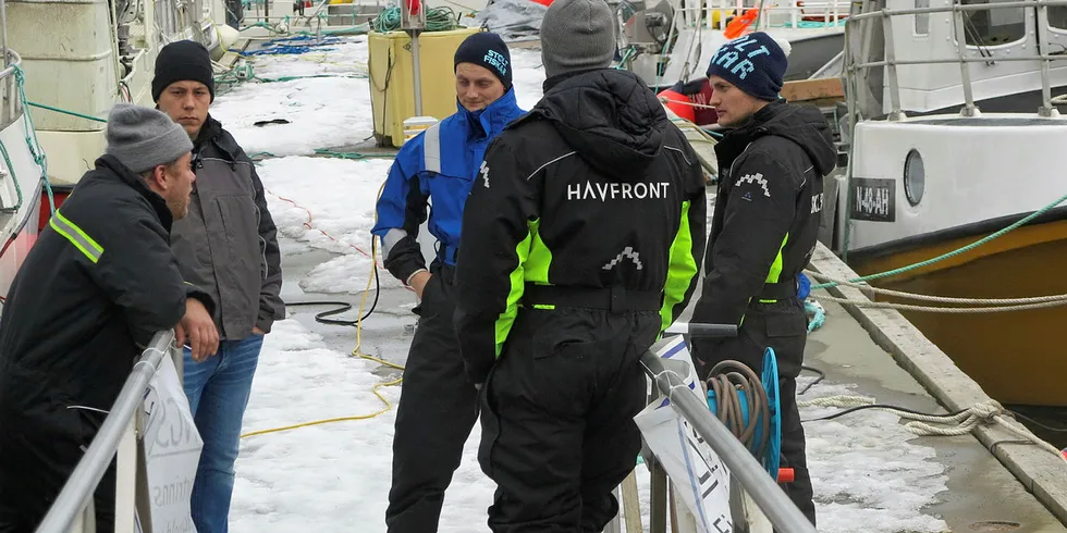 LANDLIGGE: Fiskerne har ennå ikke hatt stopp i fiske som har ført til pågang om dagpenger eller garantilott, opplyser Garantikassen.