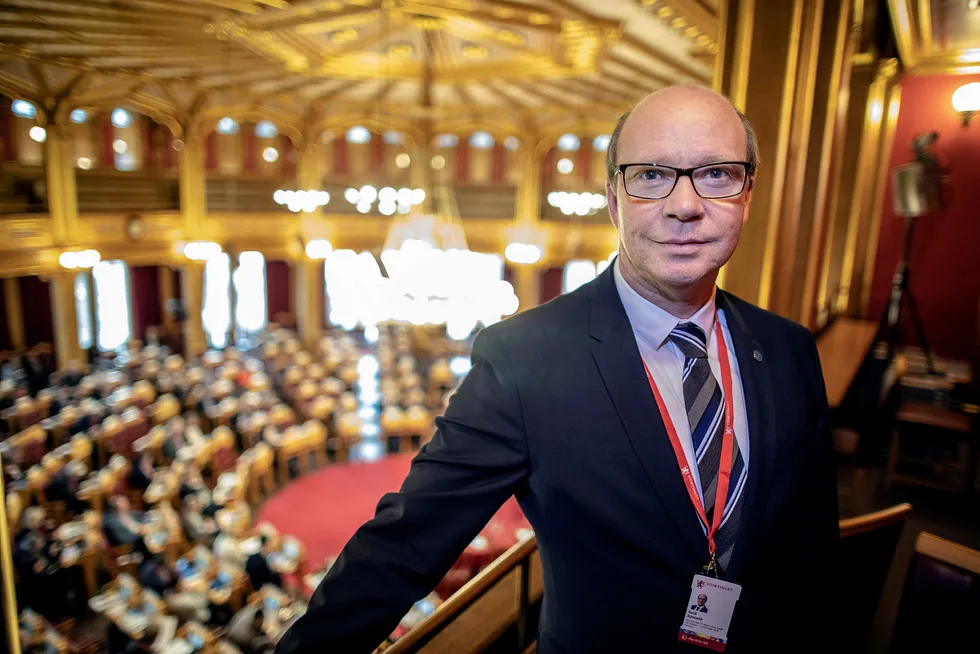 Venstres Kjell Kjenseth sier partiet ikke har gitt opp kampen om å endre oljeskatten.
