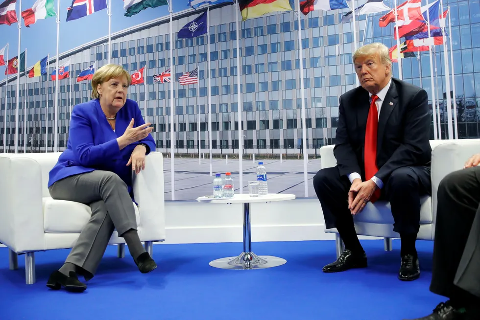 USAs president Donald Trump møtte Tysklands forbundskansler Angela Merkel i Belgia under Nato-toppmøtet onsdag. Foto: Pablo Martinez Monsivais/AP Photo