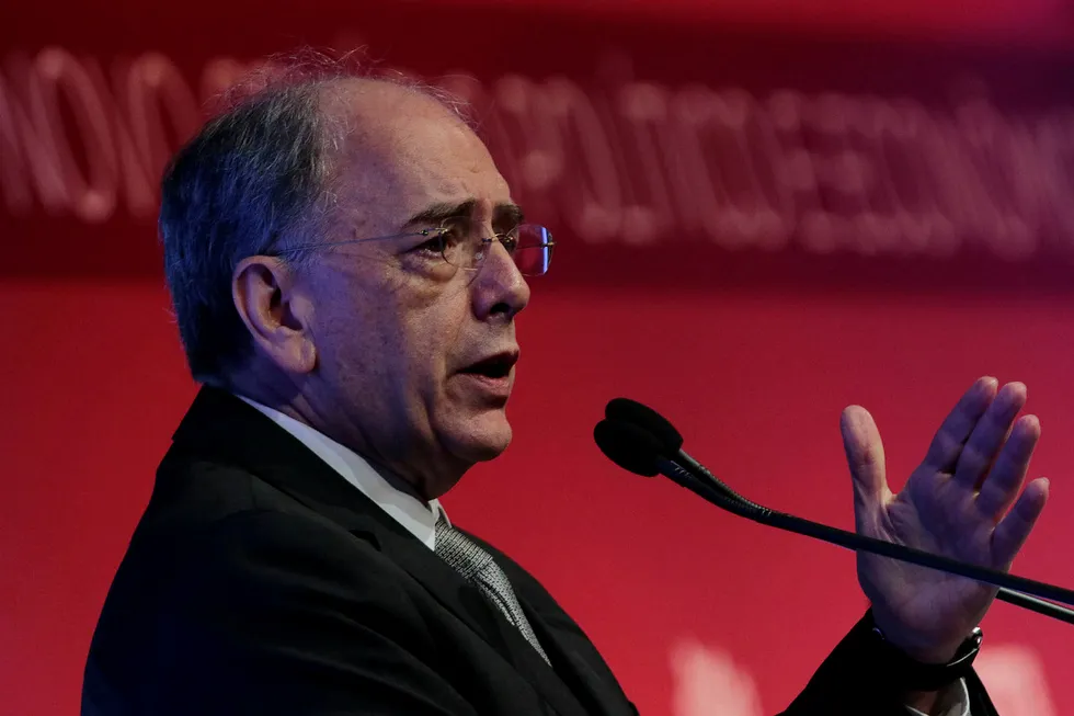 Petrobras bids: chief executive Parente