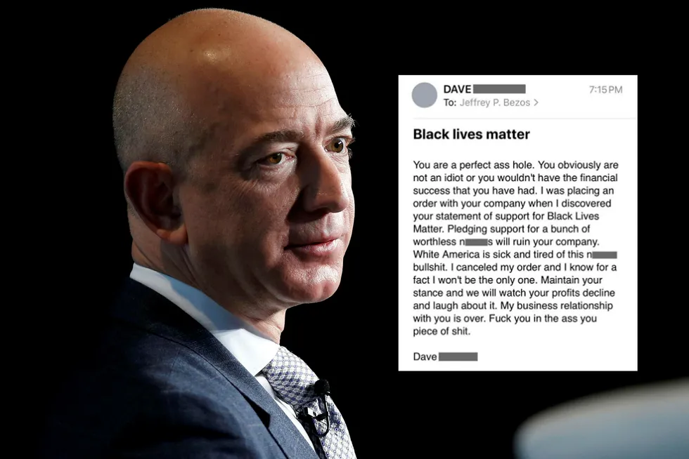 Jeff Bezos valgte å henge ut en kunde som kritiserte hans antirasistiske engasjementet.