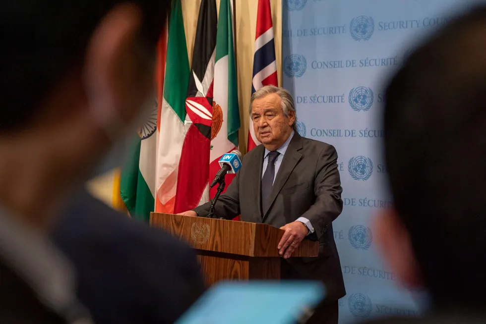 Generalsekretær i FN, António Guterres, har gang på advart mot en kommende klimakatastrofe. Den siste rapporten fra klimapanelet til FN, IPCC, bekrefter igjen den enorme risikoen for kloden og menneskeheten.