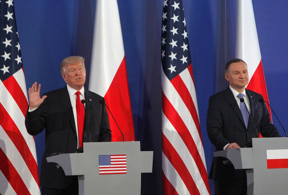 Trump holder pressekonferanse i Polen torsdag. Her med Polens president Andrzej Duda. Foto: Czarek Sokolowski