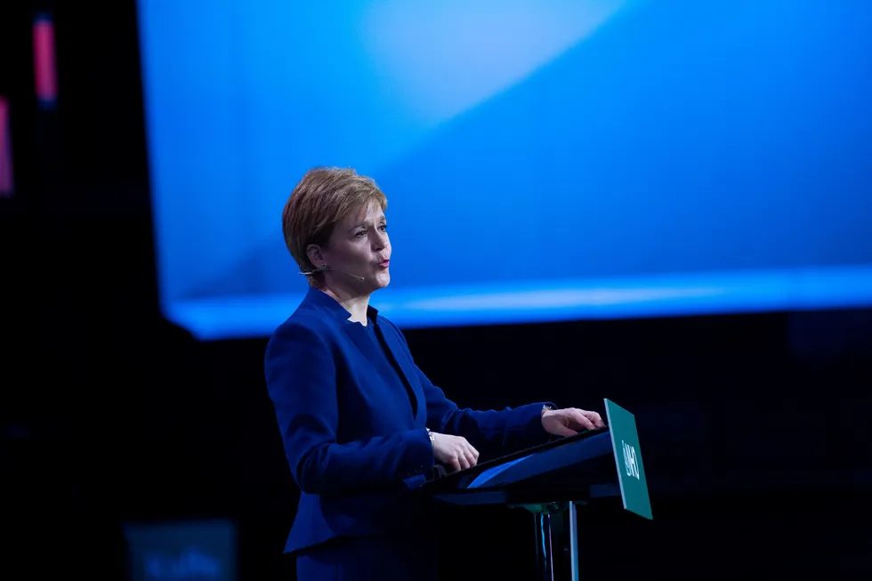 Nicola Sturgeon, Skottlands førsteminister, er sterkt kritisk til slutten på britisk Erasmus-deltakelse.
