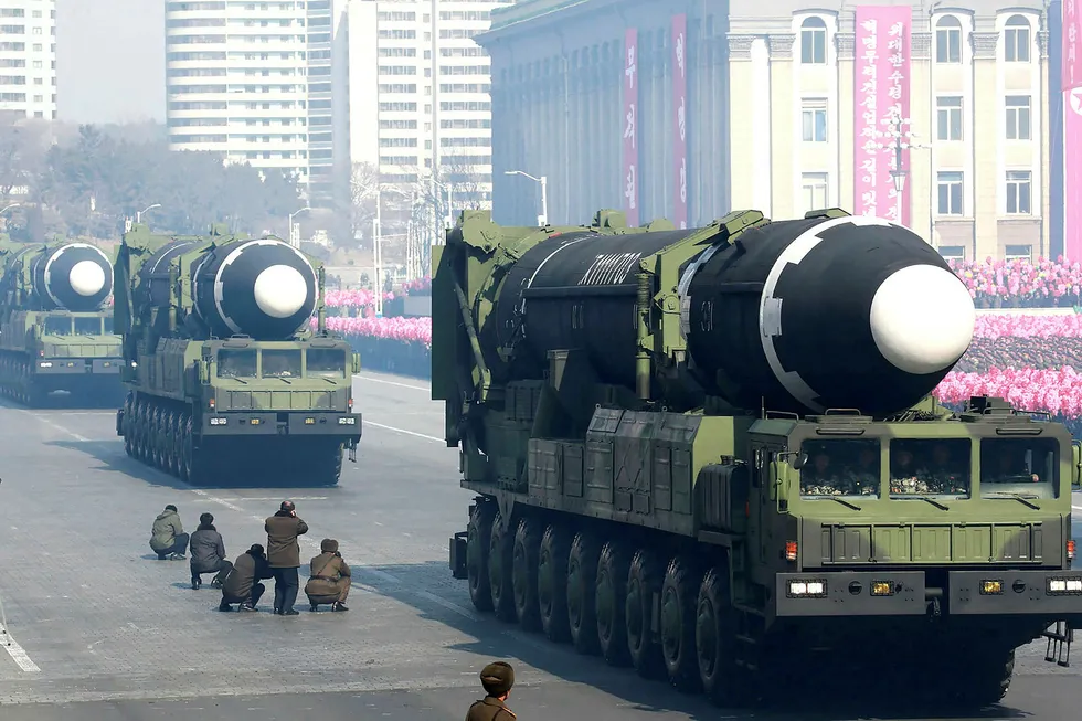 Når vi sammenligner den militærteknologiske utviklingen vi har sett i andre nasjoner med den vi ser i Nord-Korea, så er det lite sannsynlig at landet har utviklet teknologien selv. Foto: Jiji Press/AFP/NTB Scanpix