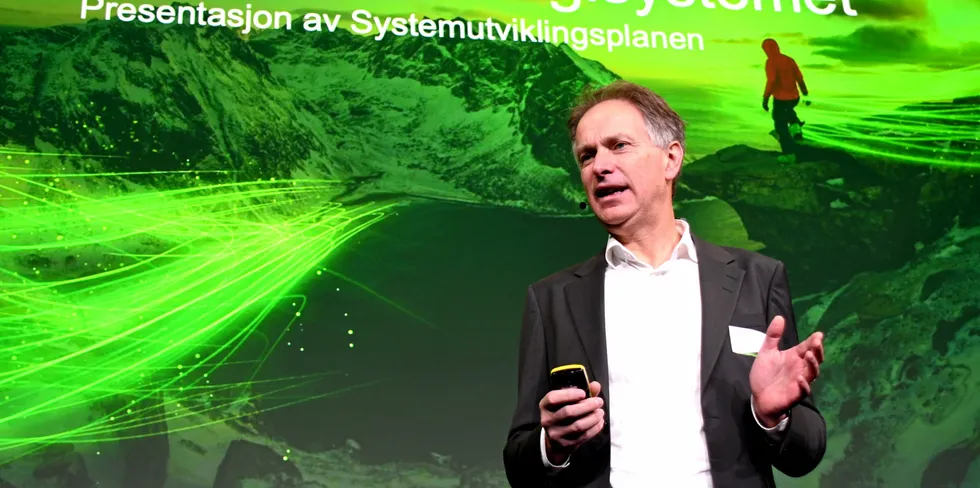 Statnett reserver mer plass i nettet til ny industri i Midt-Norge. Konserndirektør Gunnar Løvås minner samtidig om at regionen trenger økt kraftproduksjon hvis forbruket skal økes ytterligere.