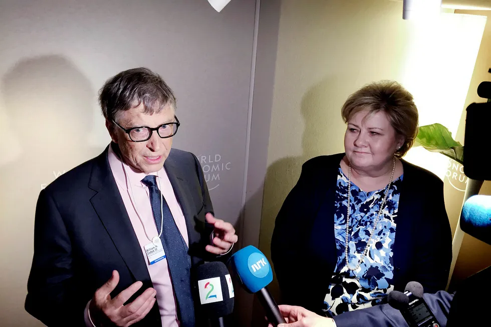Under World Economic Forum i Davos møttes Bill Gates og statsminister Erna Solberg i forbindelse med lansering av en ny koalisjon for bekjempelse av epidemier. Foto: Kjetil Bragli Alstadheim