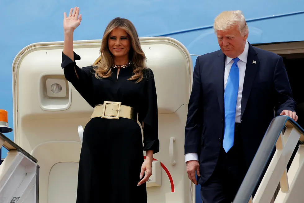 President Donald Trump og hans kone Melania Trump ankom den internasjonale flyplassen i Riyadh lørdag morgen, norsk tid. Foto: JONATHAN ERNST
