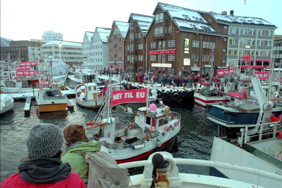 Ny runde? Fiskere markerer motstand mot norsk EU-medlemskap på havnen i Tromsø før folkeavstemningen i 1994.