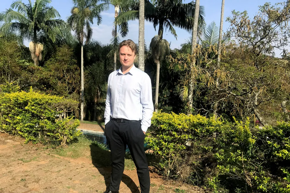 Gründer Magnus Berglund (33) bor og jobber i Brasil, der han driver selskapet Quicktech.