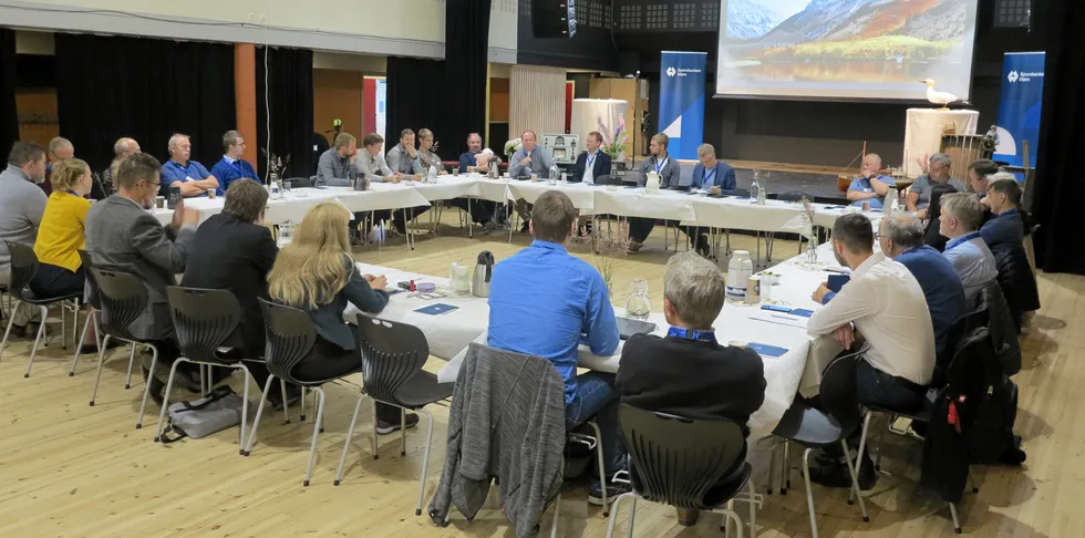 I år som i fjor er det duket for paneldebatt under Midsund-konferansens første dag.