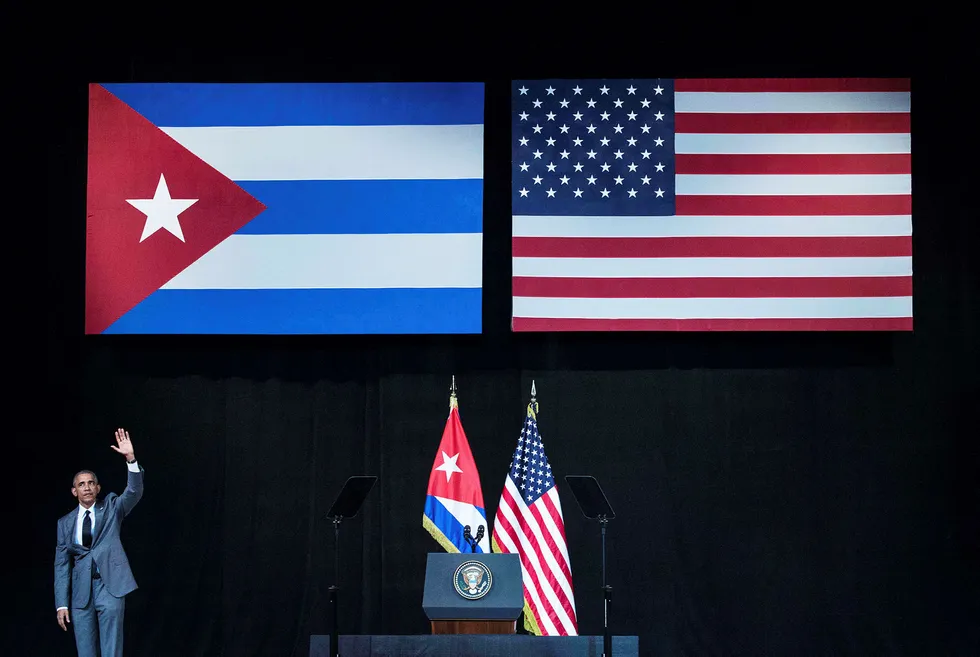 USAs forrige president Barack Obama under en tale på Gran Teatro de la Habana i Havana. Foto: Nicholas Kamm/AFP/NTB Scanpix