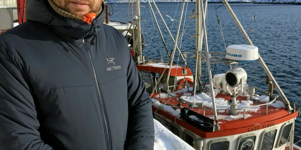 KORONA OG DÅRLIG VÆR: Daglig leder i Tobø Fisk, Even Johansen, sier at koronakrisen og landligge for fiskerne på grunn av mye dårlig vær, satte selskapet i en vanskelig situasjon.