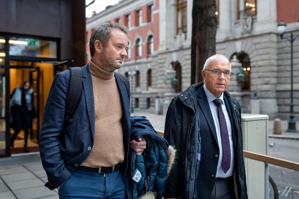 Havbruksnæringen vil gjøre Sjømat Norge til en part, skriver innleggsforfatteren. Her er Geir Ove Ystmark (til venstre) og Paul Birger Torgnes, henholdsvis sjef og styreleder i Sjømat Norge.