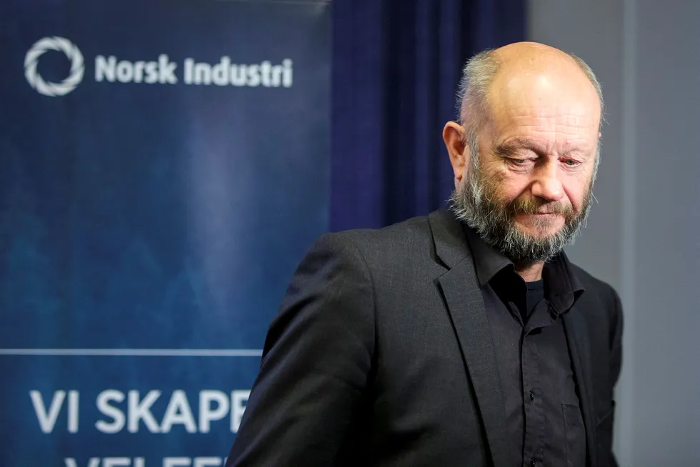 – Våre bedrifter frykter det neste halvåret. De ser at det ikke kommer nye oppdrag inn, sier Norsk Industri-sjef Stein Lier-Hansen.