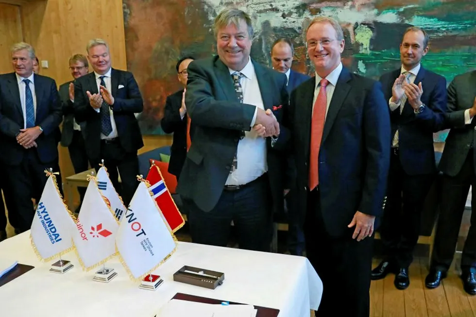 Shaking on it: (left) Trygve Seglem of Knutsen and (right) Alex Murray of Equinor at the the signing ceremony for two newbuild shuttle tankers