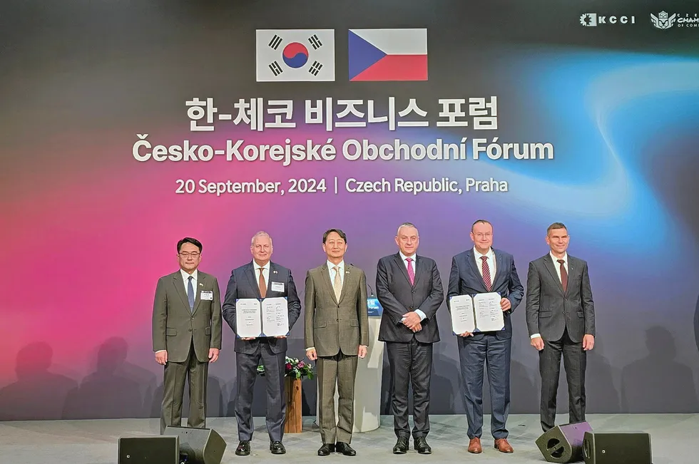 Hyundai and Skoda executives at the MOU signing in Prague on Friday.