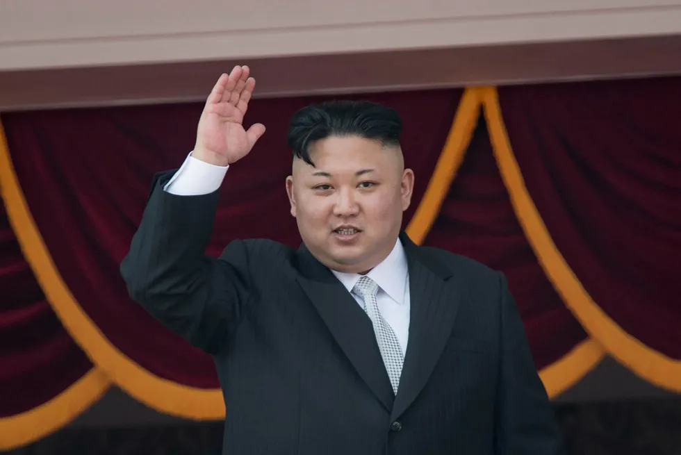 Siden Kim Jong-un overtok makten etter sin far Kim Jong-il i 2011, har han hverken møtt et utenlandsk statsoverhode eller forlatt landet. Foto: Ed Jones/AFP/NTB Scanpix