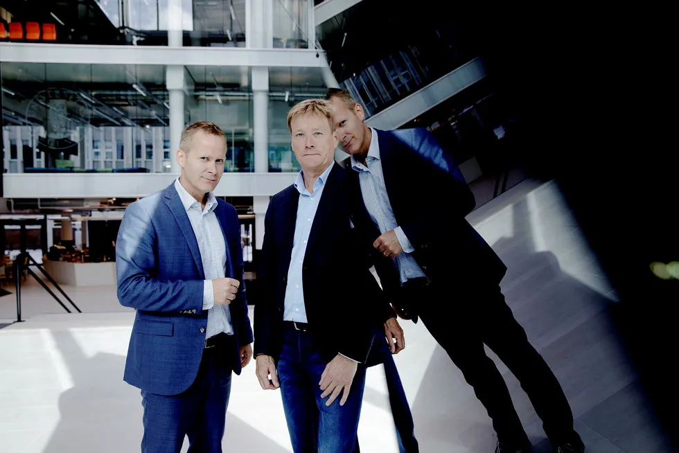 IBM flytter inn i Media City Bergen. Pressekontakt Otto Backer Solberg (til venstre) i IBM og regiondirektør Stein Irgens i IBM. Foto: Paul S. Amundsen