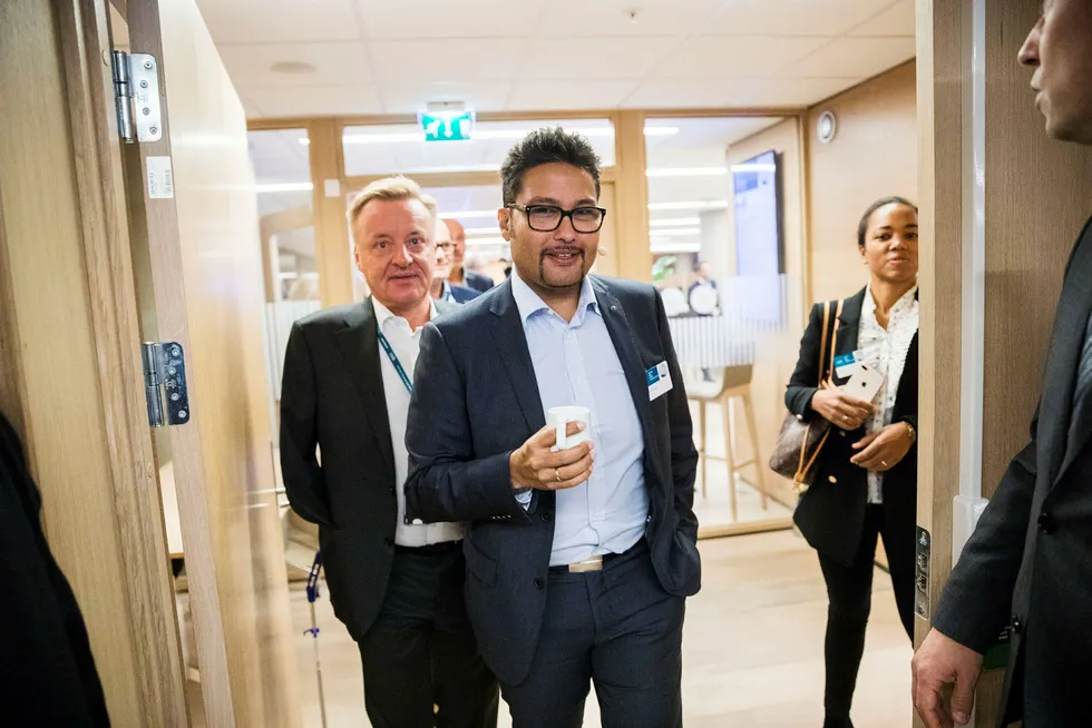Daniel Kjølberg Siraj meldte seg inn i KrF igjen etter partileder Knut Arild Hareide pekte ut en ny retning for partiet. Her er Siraj på DNBs eiendomskonferanse.