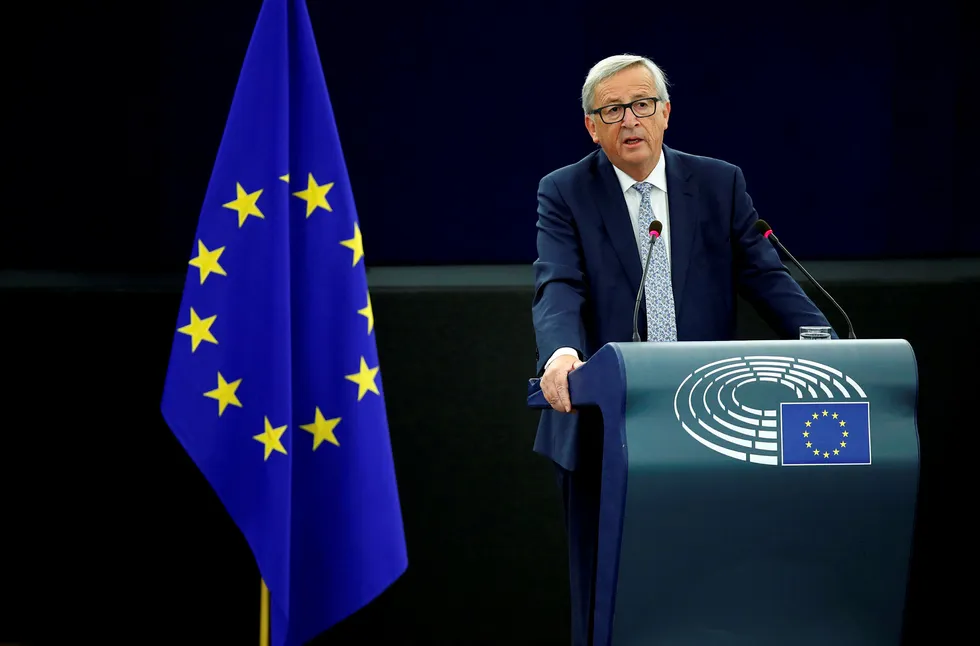 Jean-Claude Juncker er skeptisk til at brexit-forhandlingene blir ferdig i tide. Foto: CHRISTIAN HARTMANN/Reuters/NTB scanpix