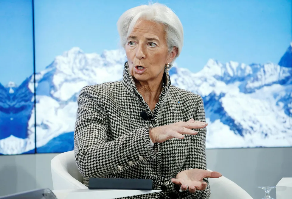 Den nye ESB-sjefen Christine Lagarde mener at land med rom i budsjettet ikke har gjort den nødvendige innsatsen i årene etter gjeldskrisen for ti år siden.