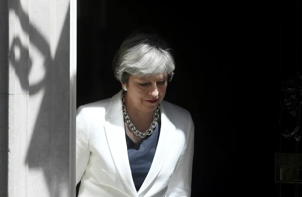 Statsminister Theresa May vil gi nordmenn samme rettigheter som EU-borgere, men kan ikke forhandle om det. Foto: Toby Melville/Reuters/NTB scanpix