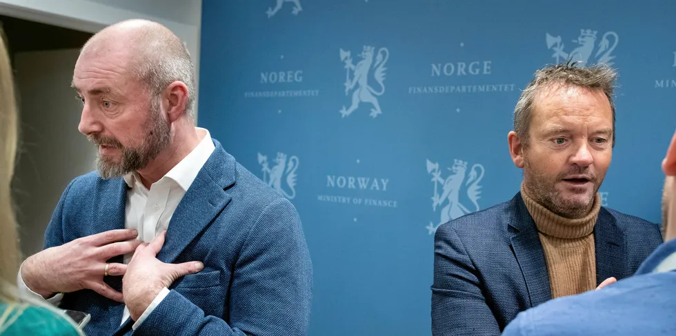 Fra venstre Robert Eriksson, administrende direktør i Sjømatbedriftene og Geir Ove Ystmark. Bildet er tatt ved en tidligere anledning.