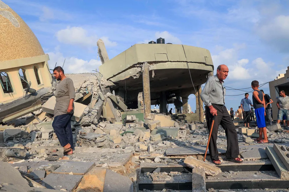 Israel har erklært at de er i krig etter angrepene fra Hamas lørdag. Bildet viser noen av ødeleggelsene i Gaza.