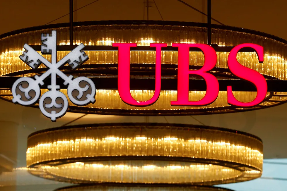 En undersøkelse gjort av den sveitsiske storbanken UBS viser at flere og flere bedrifter i eurosonen vurderer å kutte i både kapasitet og investeringer som følge av brexit. Foto: Arnd Wiegmann/Reuters/NTB Scanpix