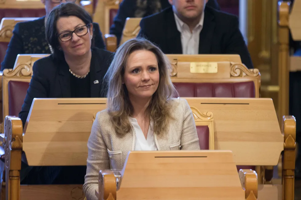 Kulturminister Linda Hofstad Helleland vil trolig lyse ut avtalen om kommersiell allmennkringkasting før sommeren. Foto: Terje Pedersen / NTB scanpix