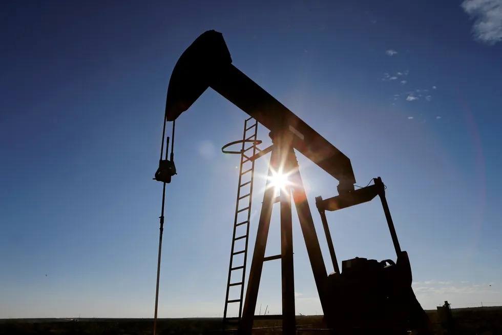Price pump up: oil prices post 3% weekly gain