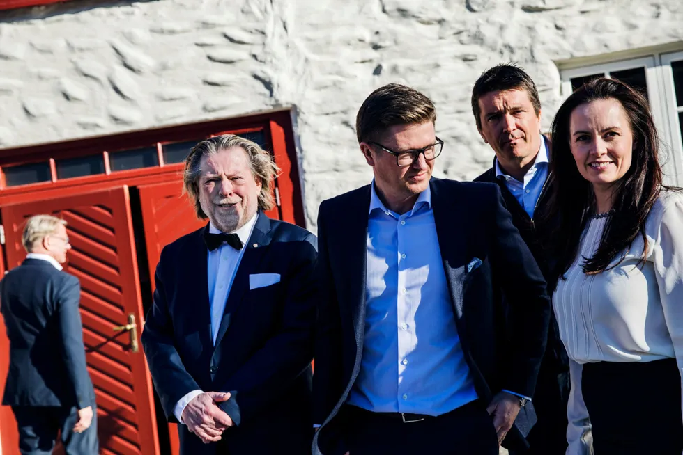 Fra venstre, Odd Reitan, Magnus Reitan, Ole Robert Reitan og finansdirektør Kristin Genton, Reitangruppen.